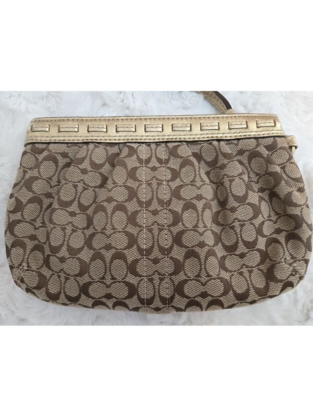 NWOT Coach Signature C Metalic Accented Wristlet Y2K - Picture 5 of 9